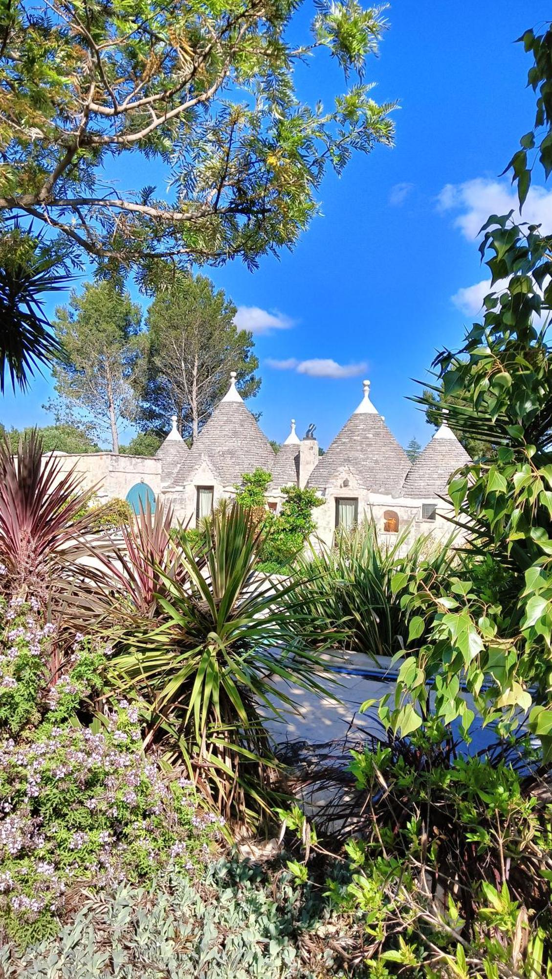 Вилла Trullo Bosco Libero Остуни Экстерьер фото